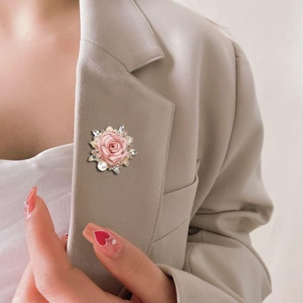 5137Zcm7jUL._AC Elegant Rose Flower Brooch Pin for Women Men Wedding Party Gentleman's Essentials Handmade Crystal Pearl Fabric Flower Lapel Pin Dress Suit Accessories Boutonniere Ideas Gift Valentine's Day