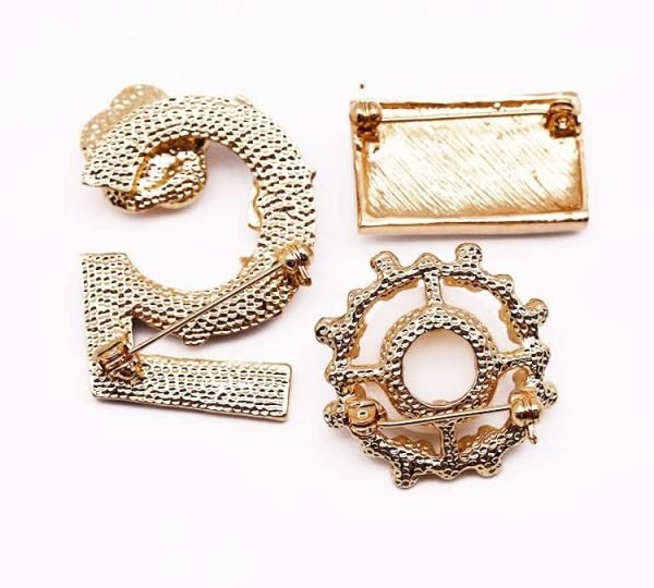 614PhlTgjUL._AC Celebrity Designer Jewelry Brooch Pins,Brooches with Imitation Pearl for Women Fashion