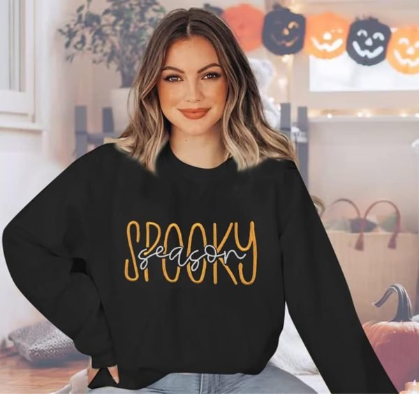 61QJ8EaPr_L._AC_SL1342 Embroidered Sweatshirt Women Halloween Sweatshirts Fall Lightweight Pullover Autumn Long Sleeve Top